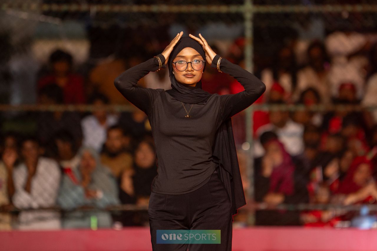 ވަން ފޮޓޯ: ނައިވާދޫން ރާއްޖޭގެ ފުޓްސަލް ޗެމްޕިއަންކަމަށް، ކިންގަކަށް ޔާންޓެ