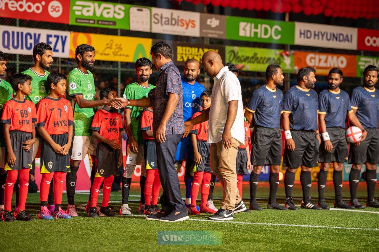 ވަން ފޮޓޯ: ނައިވާދޫން ރާއްޖޭގެ ފުޓްސަލް ޗެމްޕިއަންކަމަށް، ކިންގަކަށް ޔާންޓެ