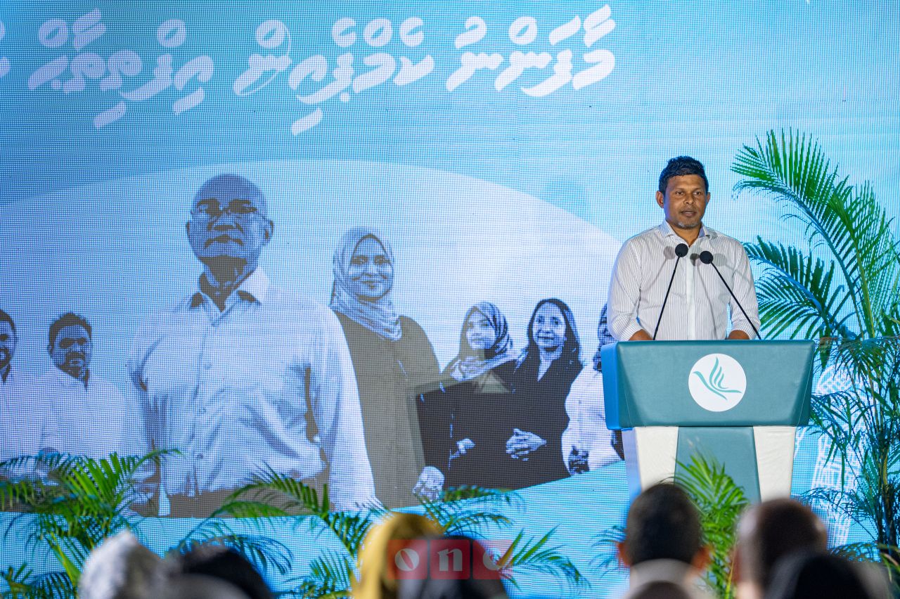 ވަން ފޮޓޯ: ޕީއެންސީން މާފަންނު ދާއިރާތަކަށް ވާދަކުރާ ކެންޑިޑޭޓުންގެ ކެމްޕޭން ރަސްމީކޮށް ފެށުން 