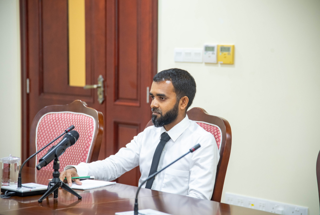 EC ge member kamah Riffathu ayynakuran faaskoffi