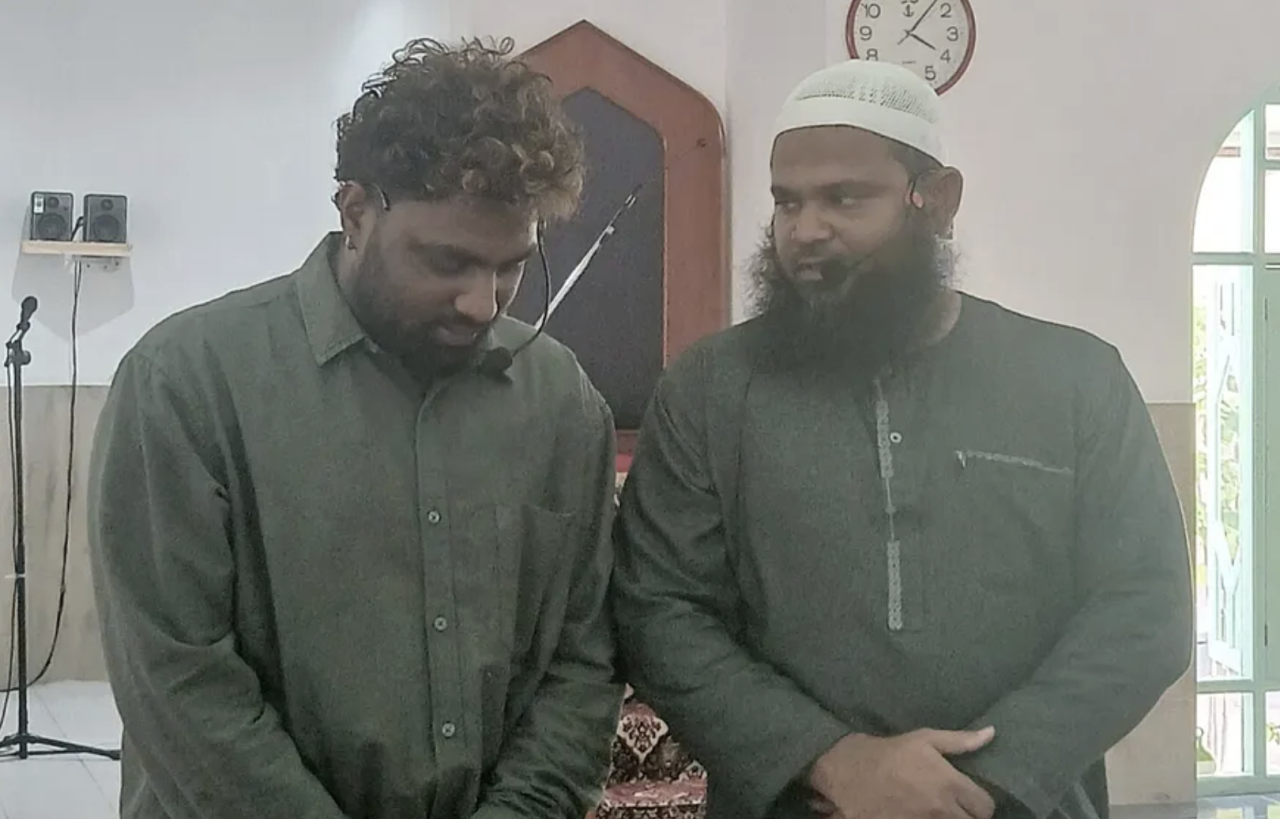 Addu feydhoogai massakaiykuraa Lanka meehaku Islam vejje 