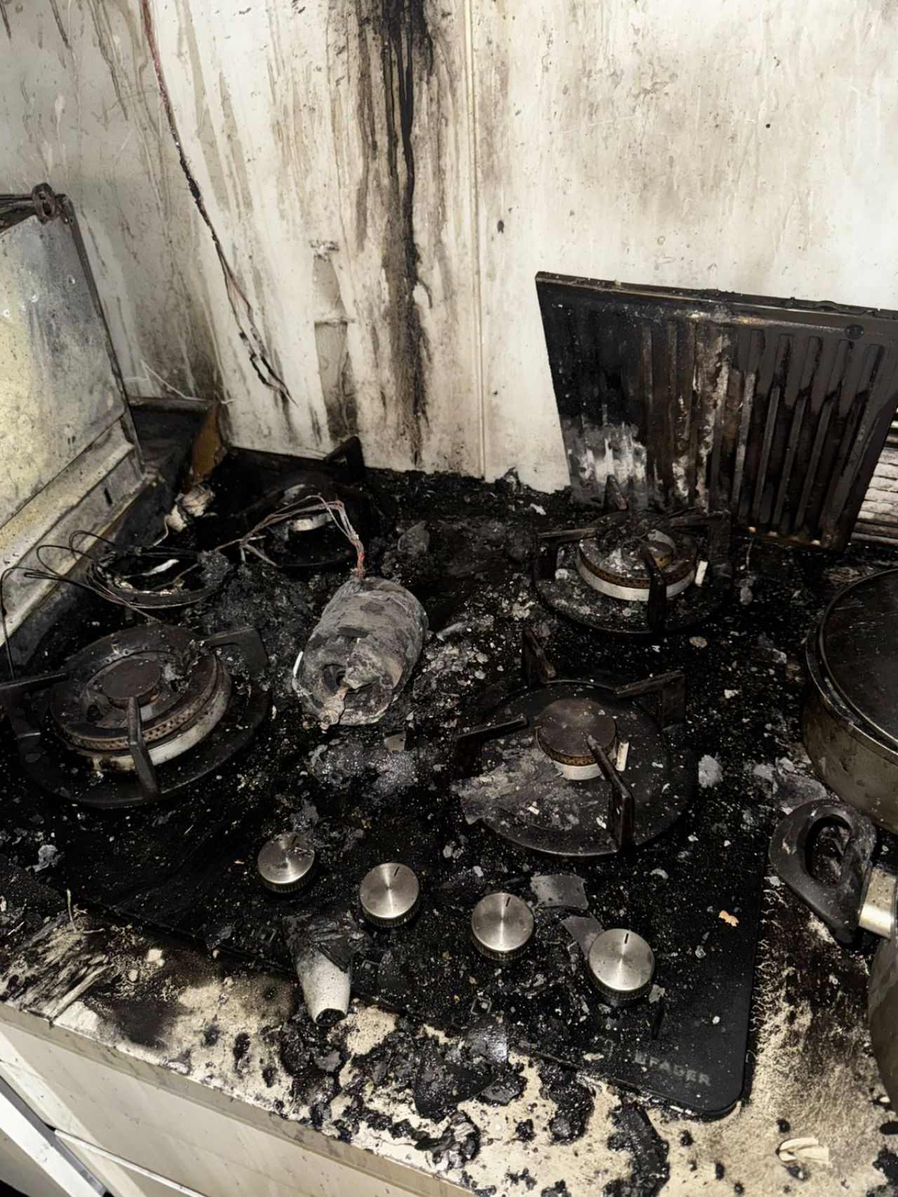 Hulhumale' apartment eh gai alifaanuge haadhisaa eh hingai 5 meehakah boahiya vahikan hamajassaidheefi