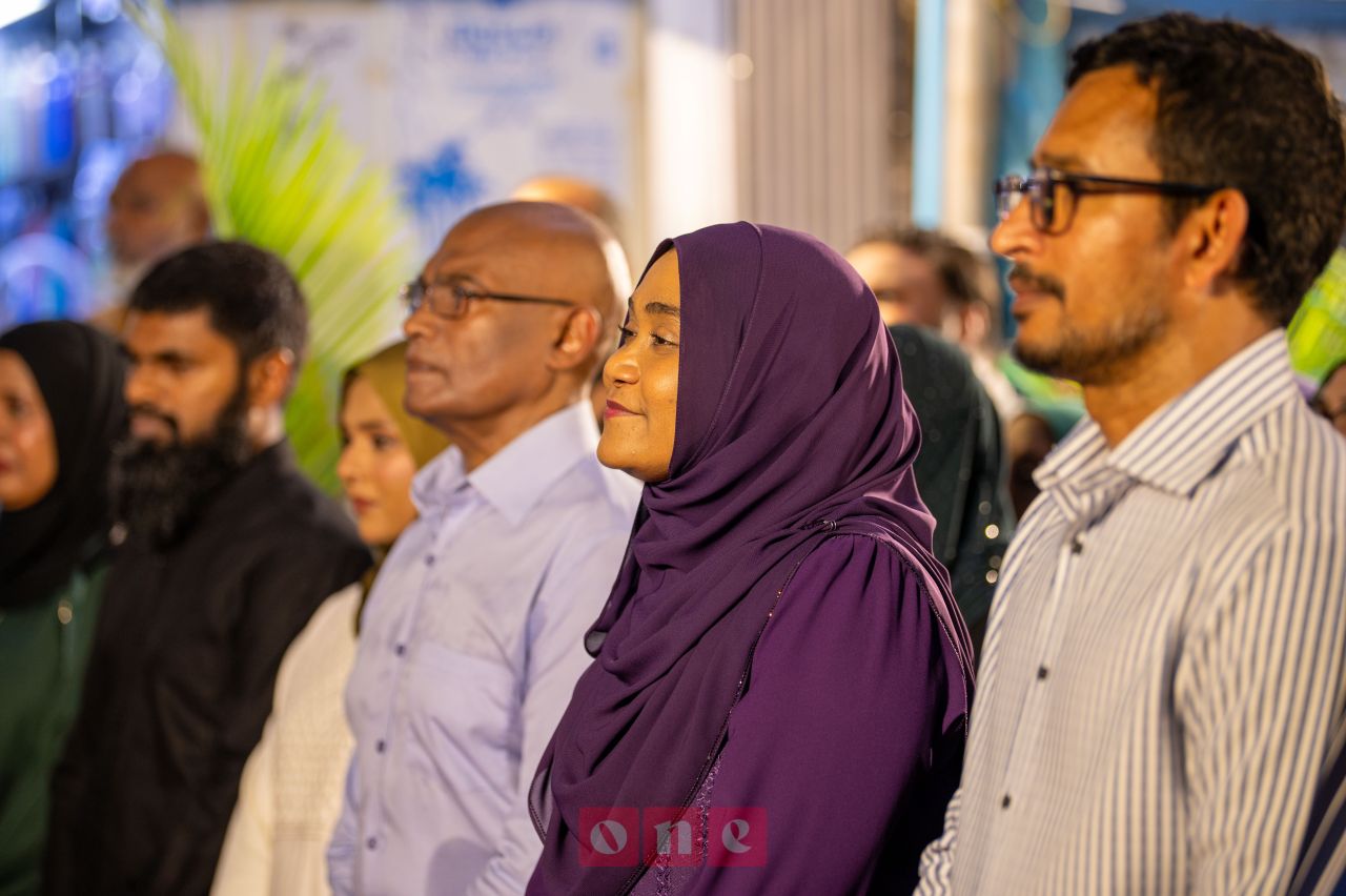 ވަން ފޮޓޯ: ކައުންސިލް އިންތިހާބަށް ޕީއެންސީގެ ގަލޮޅު ދެކުނު ދާއިރާގެ ކެމްޕޭނު ޖަގަހަ ހުޅުވުން