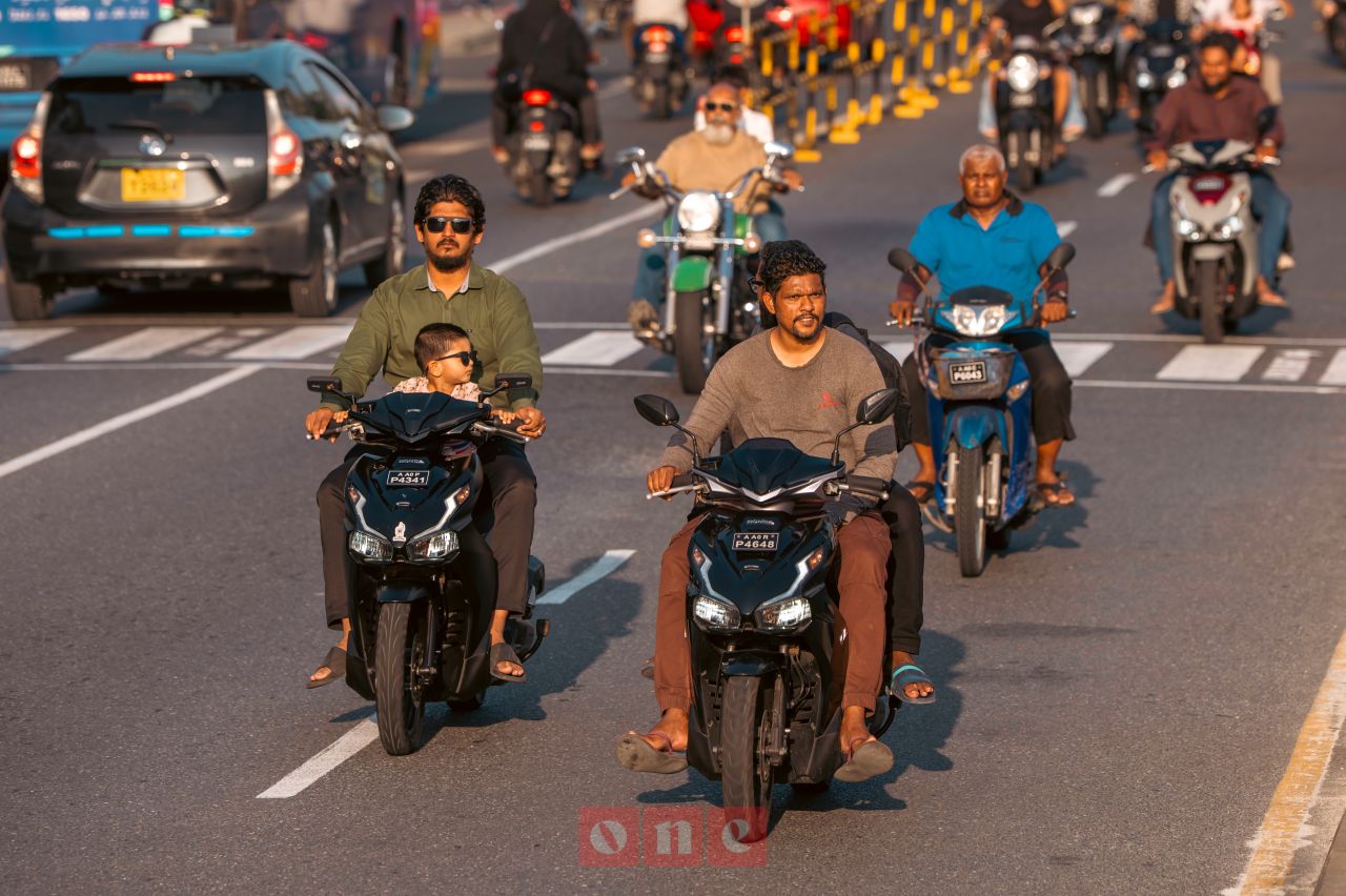 ވަން ފޮޓޯ: ރޯދަ ކުރުކުރުން މާލޭގެ އުސްފަސްގަނޑު ސަރަހައްދުން