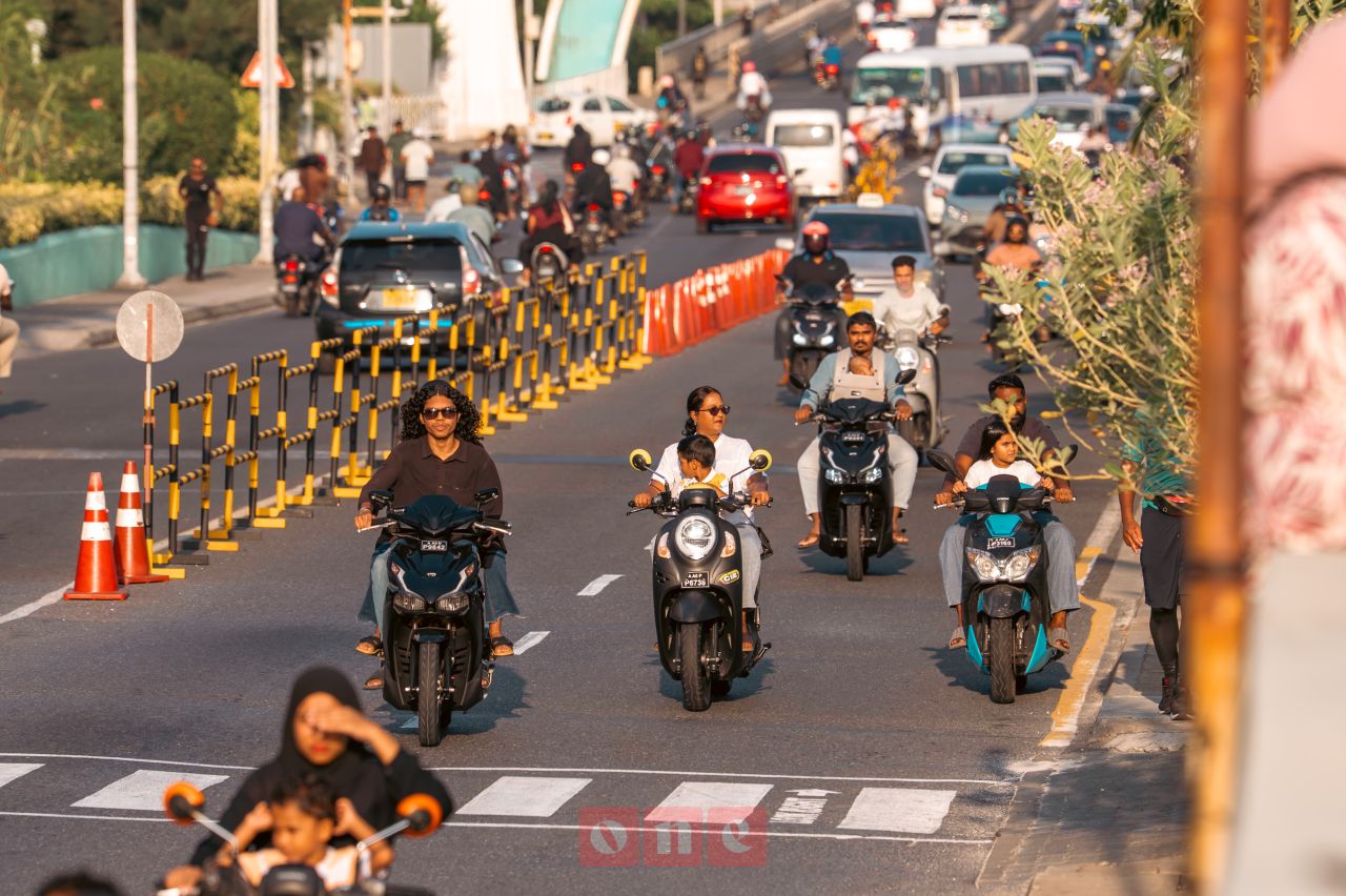 ވަން ފޮޓޯ: ރޯދަ ކުރުކުރުން މާލޭގެ އުސްފަސްގަނޑު ސަރަހައްދުން