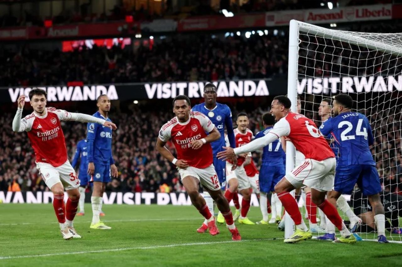 Chelsea kairin Arsenal ah muhimmu molheh, United in 3 vana ah 