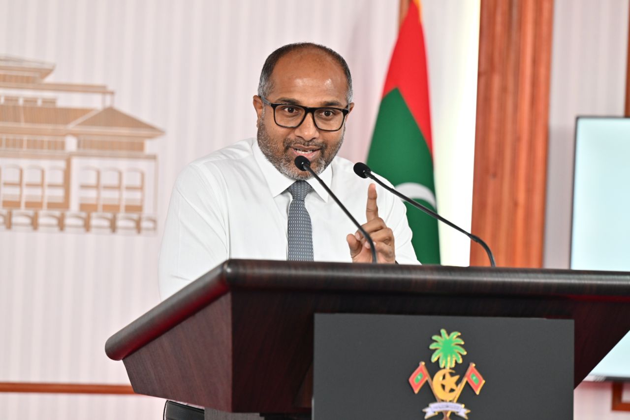 Dholhu mas therey 83 kiloge drugs aai 2 million cigarette vanee athulaigenfai: Ihsan