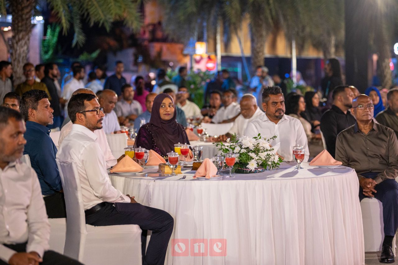 ވަން ފޮޓޯ: ޕީއެންސީގެ 