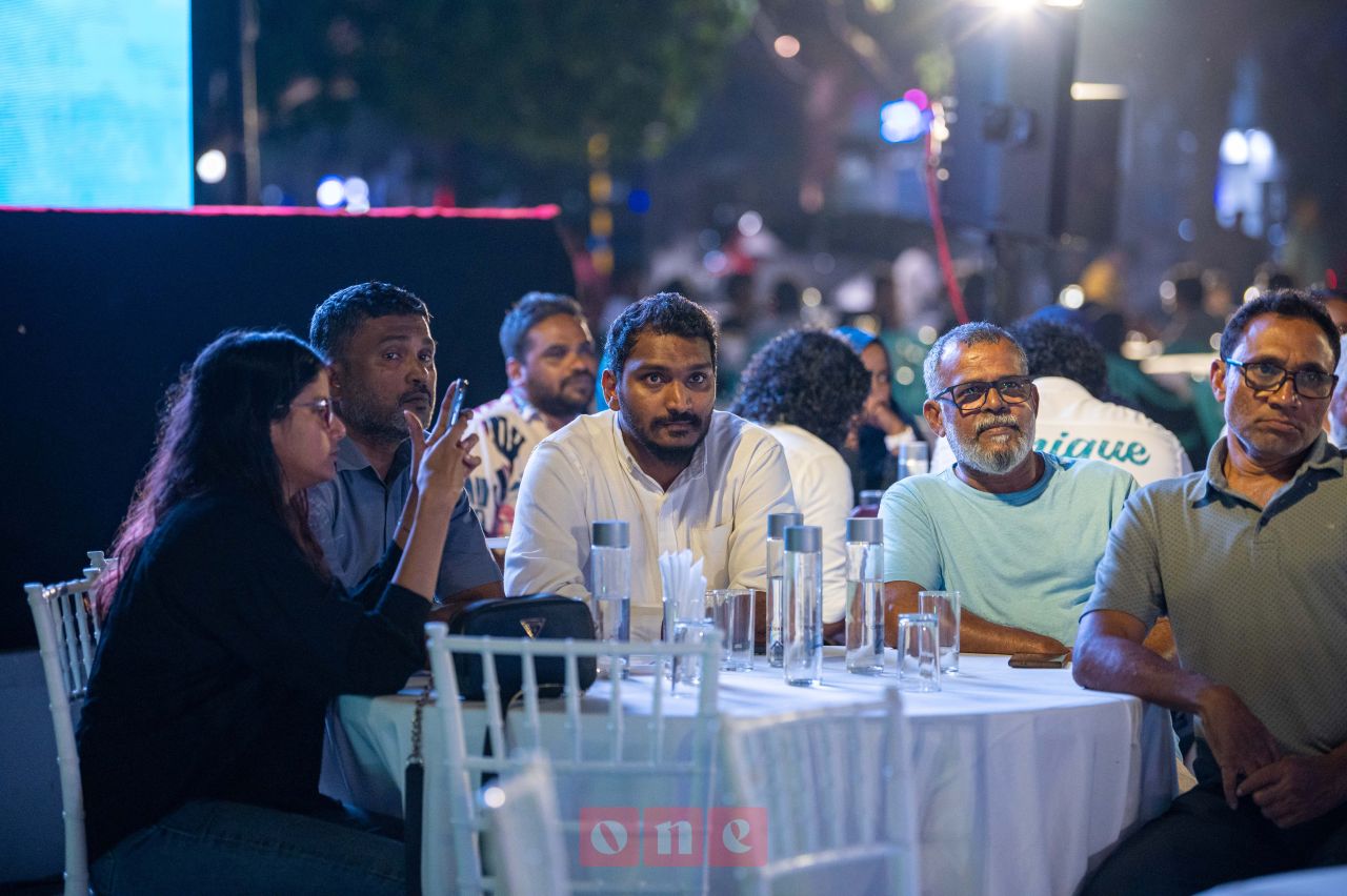 ވަން ފޮޓޯ: ޕީއެންސީގެ 