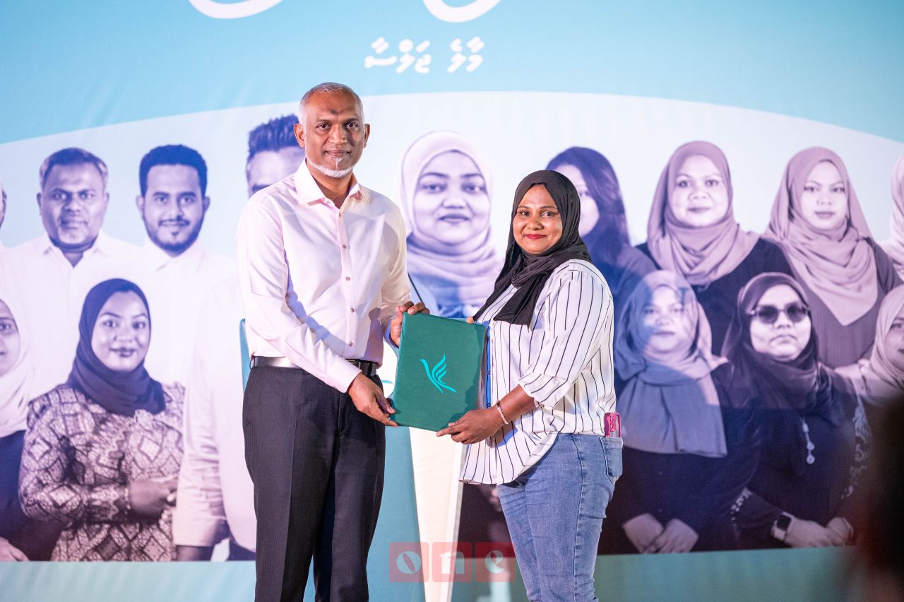 ވަން ފޮޓޯ: ޕީއެންސީގެ 