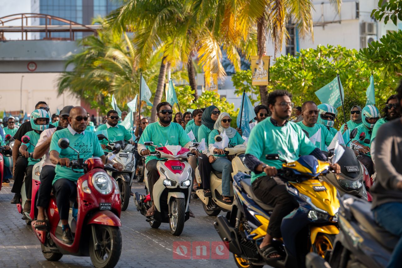 ވަން ފޮޓޯ: ލޯކަލް ކައުންސިލު އިންތިހާބުގެ ކެމްޕެއިންގެ ތެރެއިން ޕީއެންސީން ބޭއްވި ސައިކަލު ބުރު