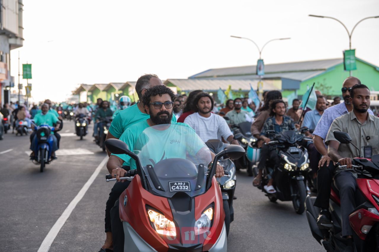 ވަން ފޮޓޯ: ލޯކަލް ކައުންސިލު އިންތިހާބުގެ ކެމްޕެއިންގެ ތެރެއިން ޕީއެންސީން ބޭއްވި ސައިކަލު ބުރު