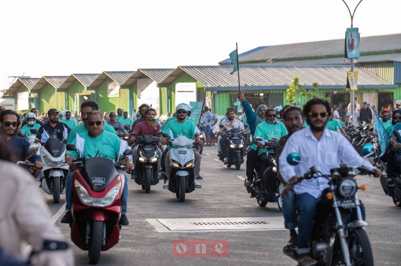 ވަން ފޮޓޯ: ލޯކަލް ކައުންސިލު އިންތިހާބުގެ ކެމްޕެއިންގެ ތެރެއިން ޕީއެންސީން ބޭއްވި ސައިކަލު ބުރު