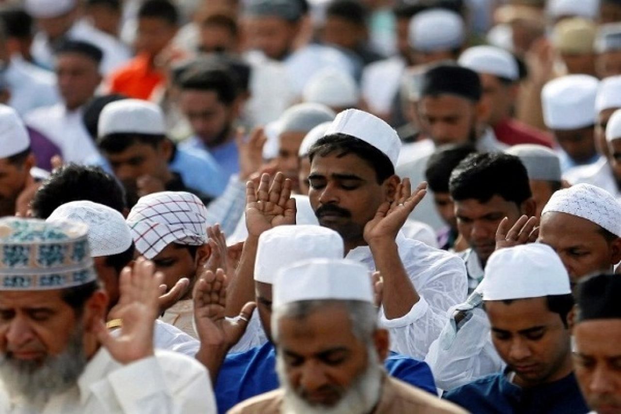 Lanka aai India ah Eid dhuvahakee honihiru