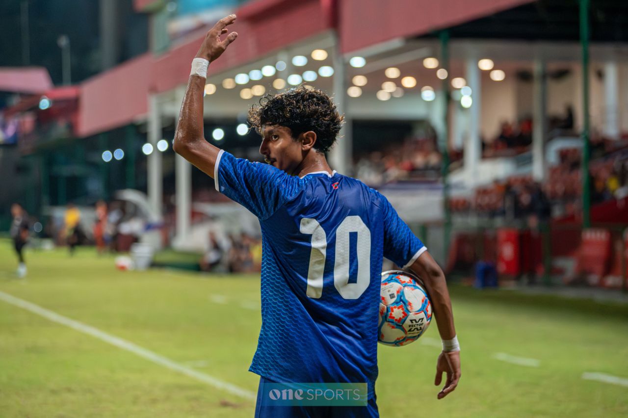ވަން ފޮޓޯ: ސާފް 20 އަހަރުން ދަށުގެ މުބާރާތުގައި ރާއްޖެއާއި ބޫޓާންގެ ކުރިމަތިލުން