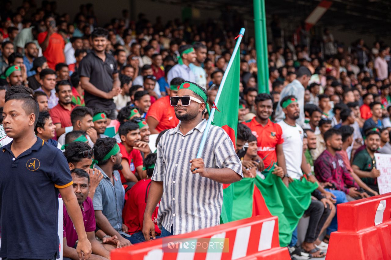 ވަން ފޮޓޯ: ސާފް 20 އަހަރުން ދަށުގެ މުބާރާތުގައި އިންޑިއާއާއި ބަންގްލަދޭޝްގެ ކުރިމަތިލުން
