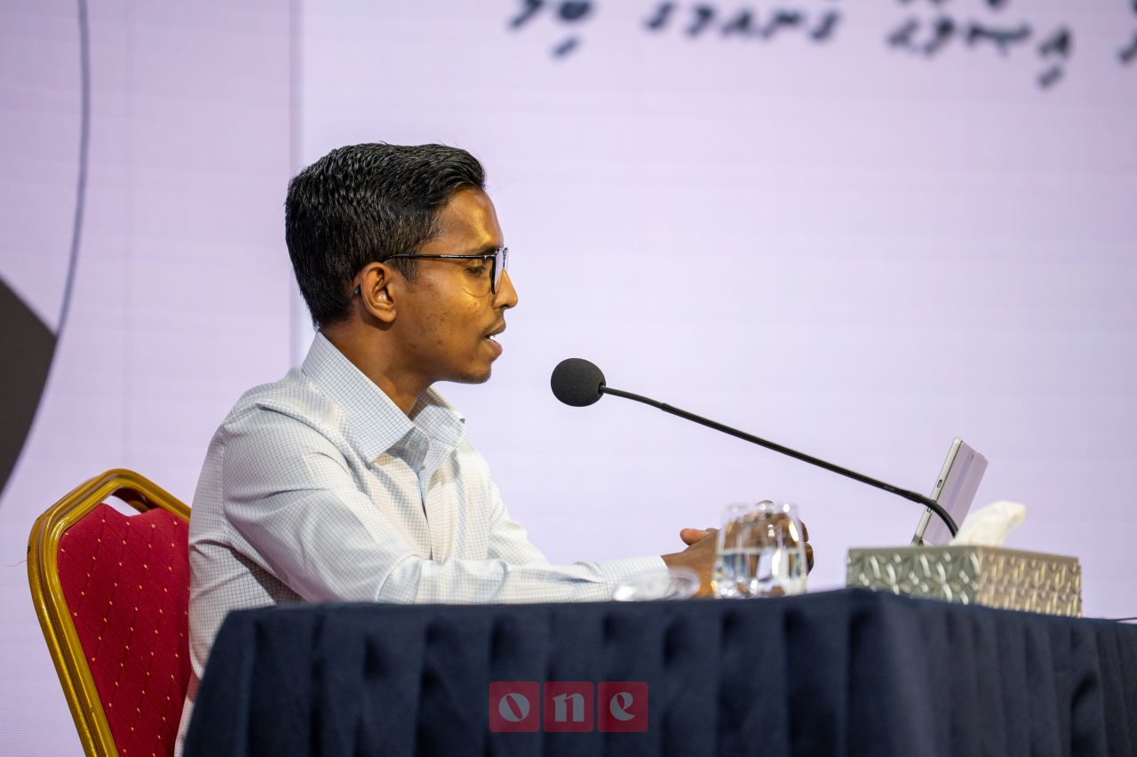 ވަން ފޮޓޯ: ދެ އިންތިހާބު އެއްކޮށް ބޭއްވުމުގެ ވޯޓާ ގުޅޭ ފޯރަމް 