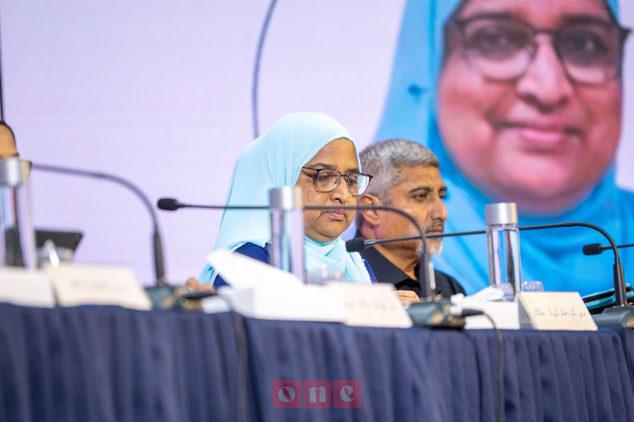 ވަން ފޮޓޯ: ދެ އިންތިހާބު އެއްކޮށް ބޭއްވުމުގެ ވޯޓާ ގުޅޭ ފޯރަމް 