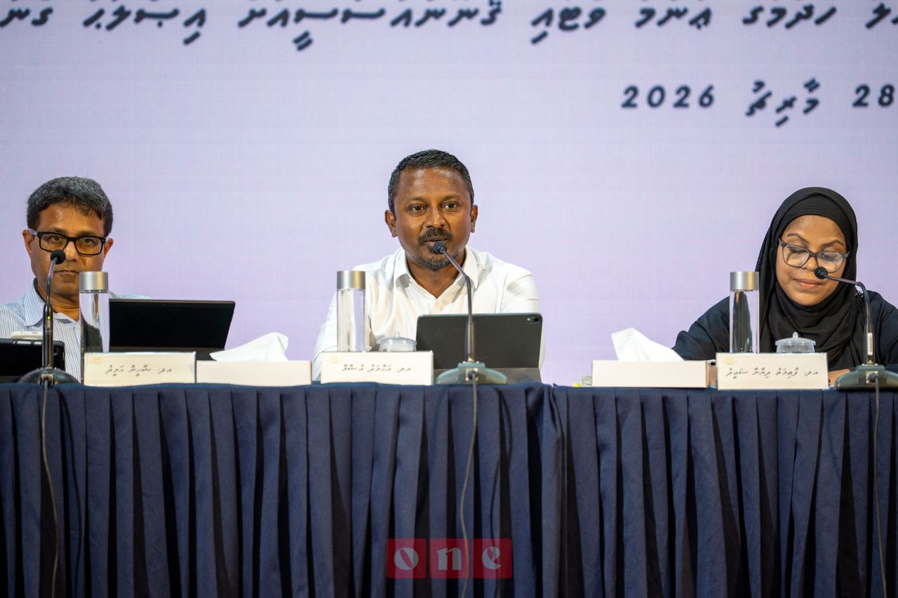 ވަން ފޮޓޯ: ދެ އިންތިހާބު އެއްކޮށް ބޭއްވުމުގެ ވޯޓާ ގުޅޭ ފޯރަމް 