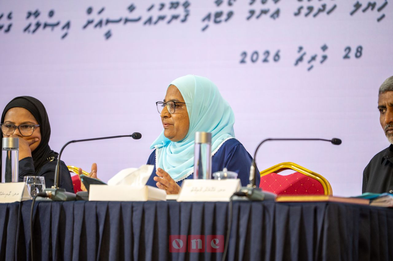 ވަން ފޮޓޯ: ދެ އިންތިހާބު އެއްކޮށް ބޭއްވުމުގެ ވޯޓާ ގުޅޭ ފޯރަމް 