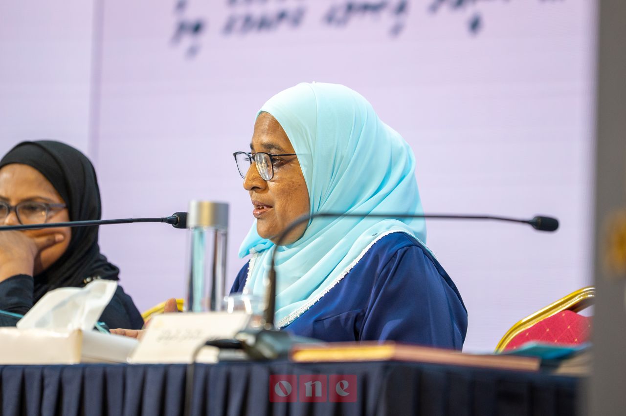 ވަން ފޮޓޯ: ދެ އިންތިހާބު އެއްކޮށް ބޭއްވުމުގެ ވޯޓާ ގުޅޭ ފޯރަމް 