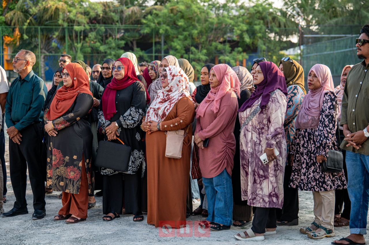 ވަން ފޮޓޯ: ހުޅުމާލޭގައި ގާއިމުކުރާ ސްޕޯޓްސް ޕާކުގެ ބިންގާ އެޅުން 