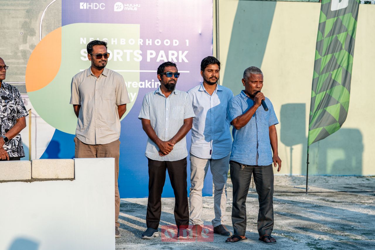 ވަން ފޮޓޯ: ހުޅުމާލޭގައި ގާއިމުކުރާ ސްޕޯޓްސް ޕާކުގެ ބިންގާ އެޅުން 