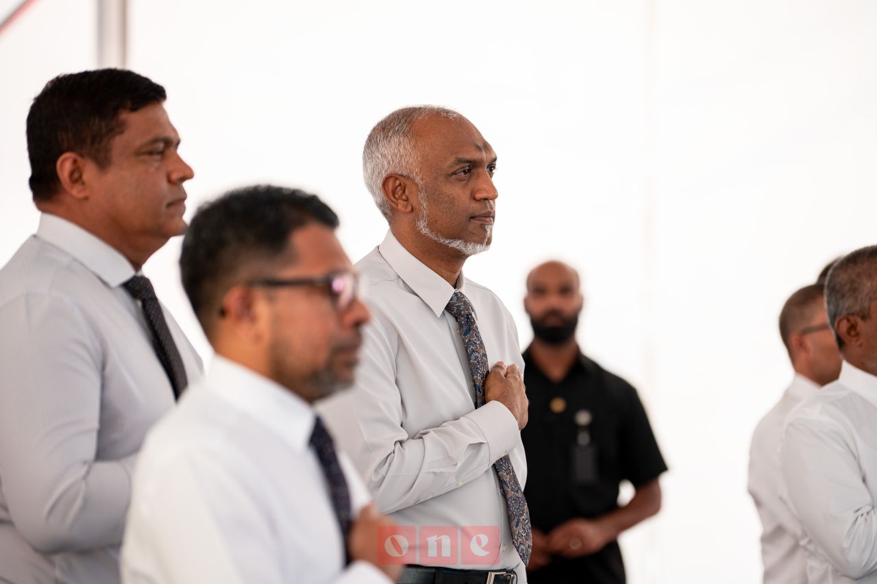 ވަން ފޮޓޯ: ހުޅުމާލޭގައި ގާއިމުކުރާ ޕާކިން ބިލްޑިންގެ ބިންގާ އެޅުން 