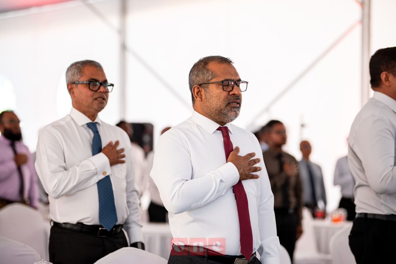 ވަން ފޮޓޯ: ހުޅުމާލޭގައި ގާއިމުކުރާ ޕާކިން ބިލްޑިންގެ ބިންގާ އެޅުން 
