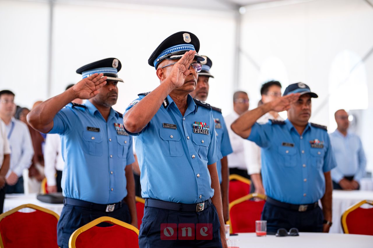 ވަން ފޮޓޯ: ހުޅުމާލޭގައި ގާއިމުކުރާ ޕާކިން ބިލްޑިންގެ ބިންގާ އެޅުން 