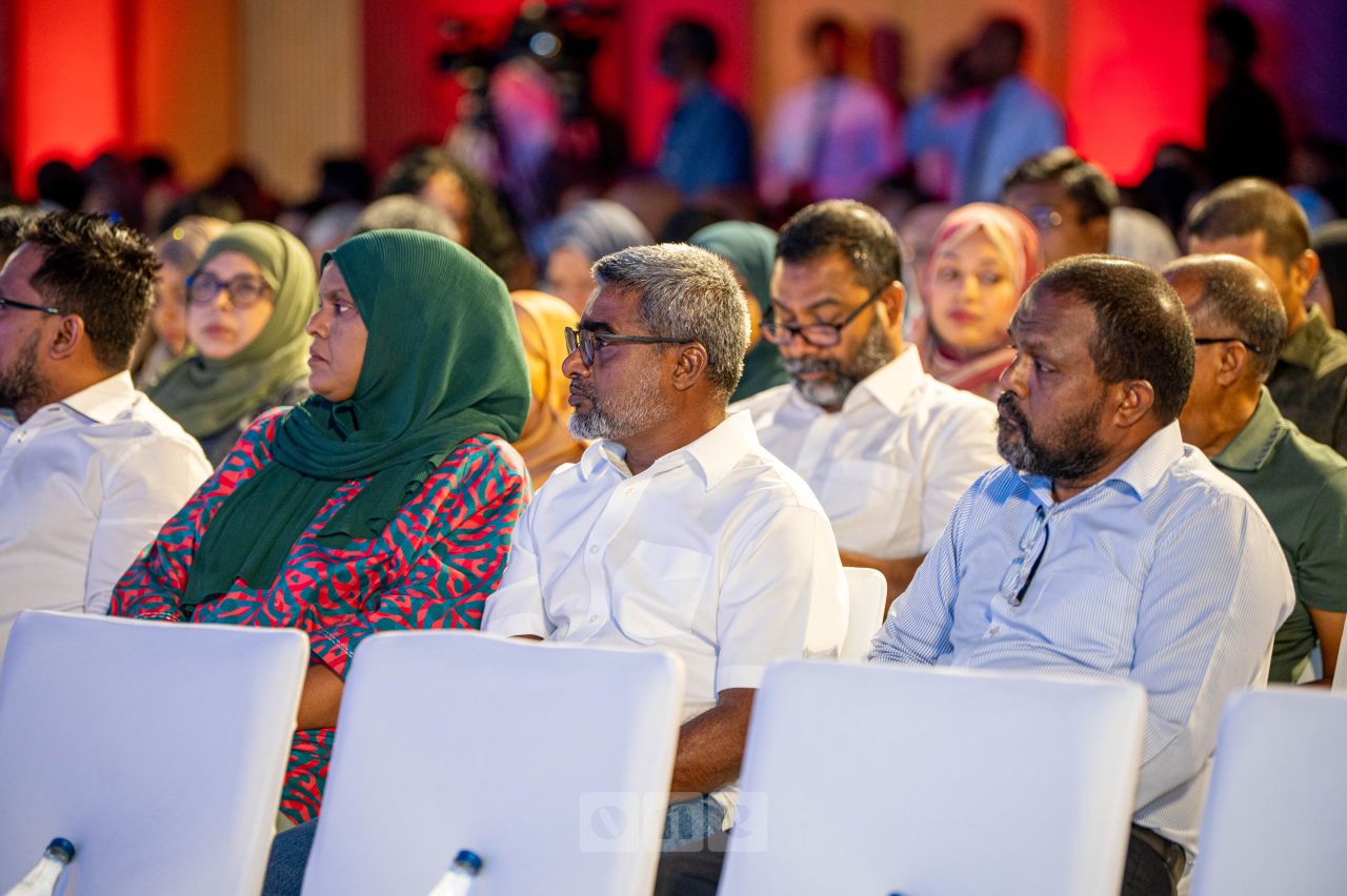 ވަން ފޮޓޯ: ބީއެމްއެލްގެ 43 ވަނަ އަހަރީ އާންމު ޖަލްސާ