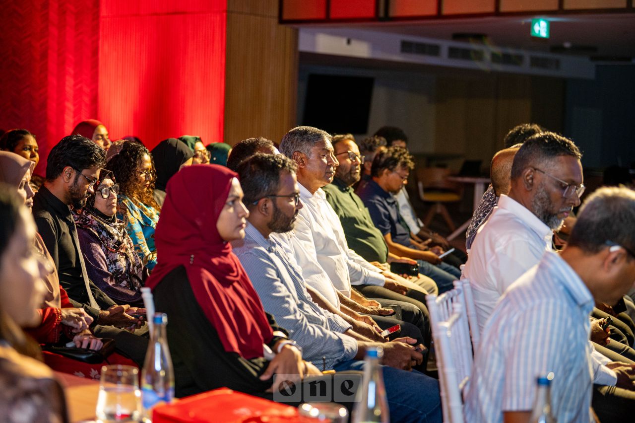 ވަން ފޮޓޯ: ބީއެމްއެލްގެ 43 ވަނަ އަހަރީ އާންމު ޖަލްސާ