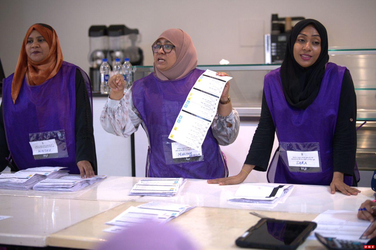Veyvashu vote foshi alun gunumunves natheejaa badhaleh nuvi