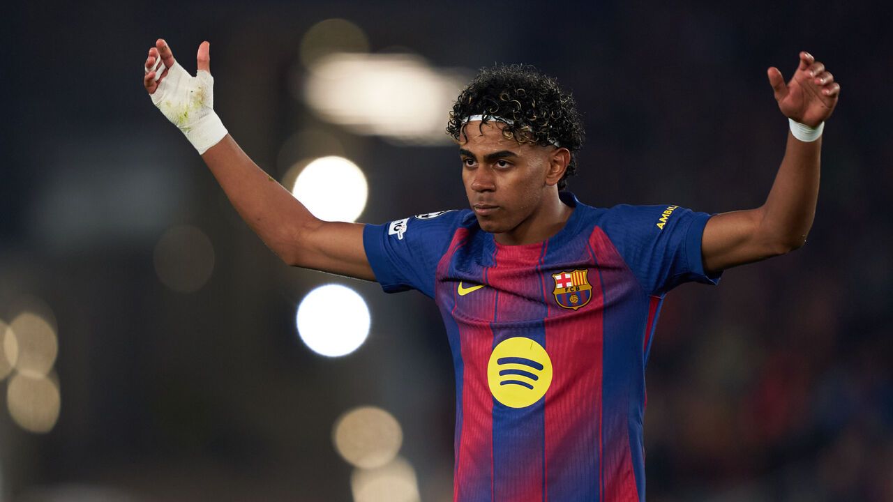 Barca in referee ge shakuvaa hifaigen UEFA ah 