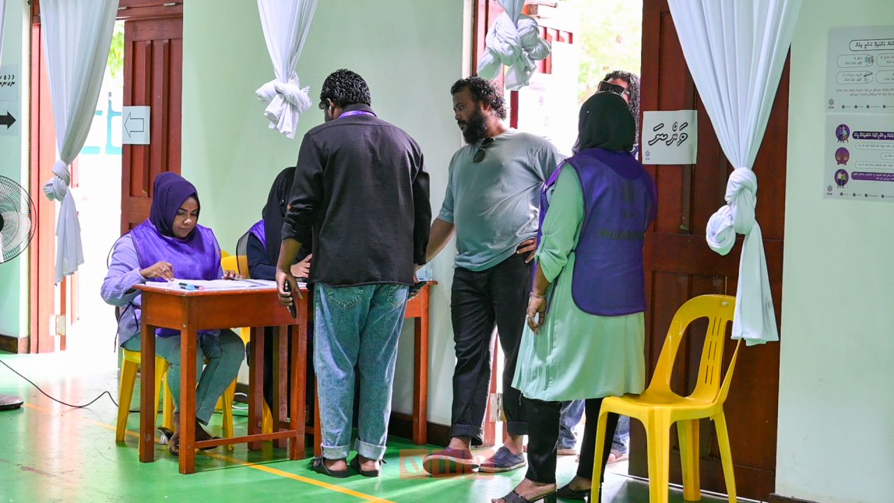 Vote lumuge haggakee islamee usooluthakaa ehgothah gaumu binaa kuran libey bodu amaanaatheh: EC