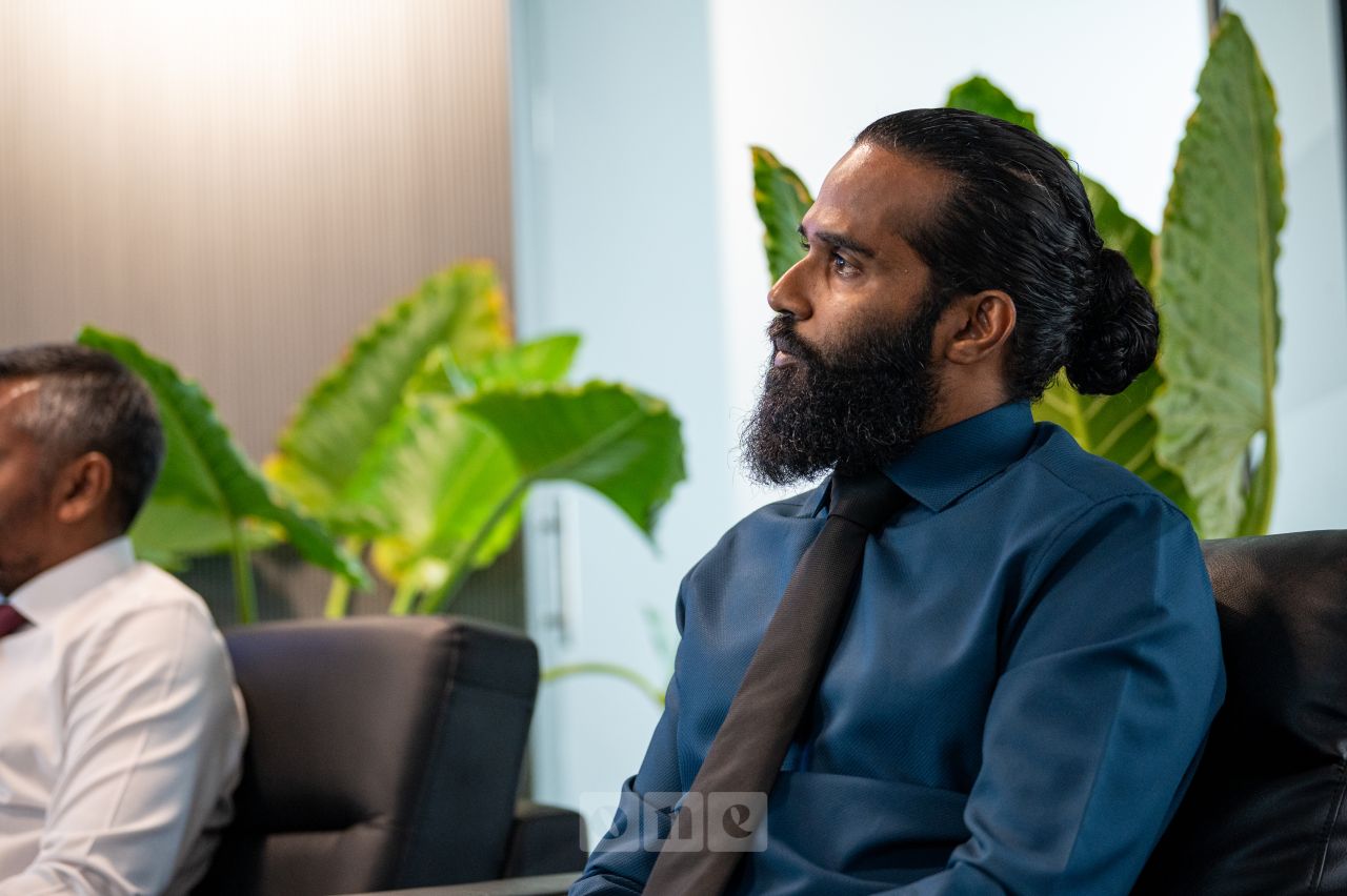 ވަން ފޮޓޯ: ބީއެމްއެލުން ބޭއްވި ނޫސްވެރިންގެ ބައްދަލުވުން