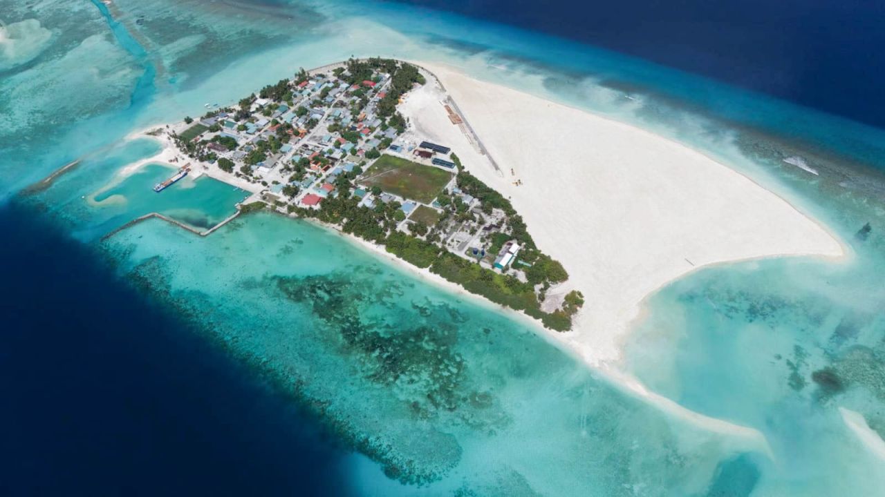 MACL in 8 dhuvahun Gaadhiffushi bin hikaa nimaifi 