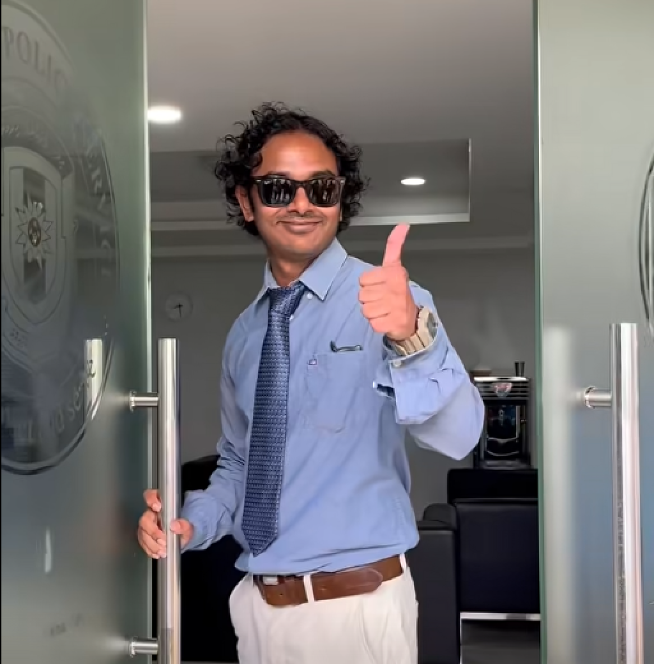 Adhadhu noohuge editor hassan fuluhah haaziru kohfi