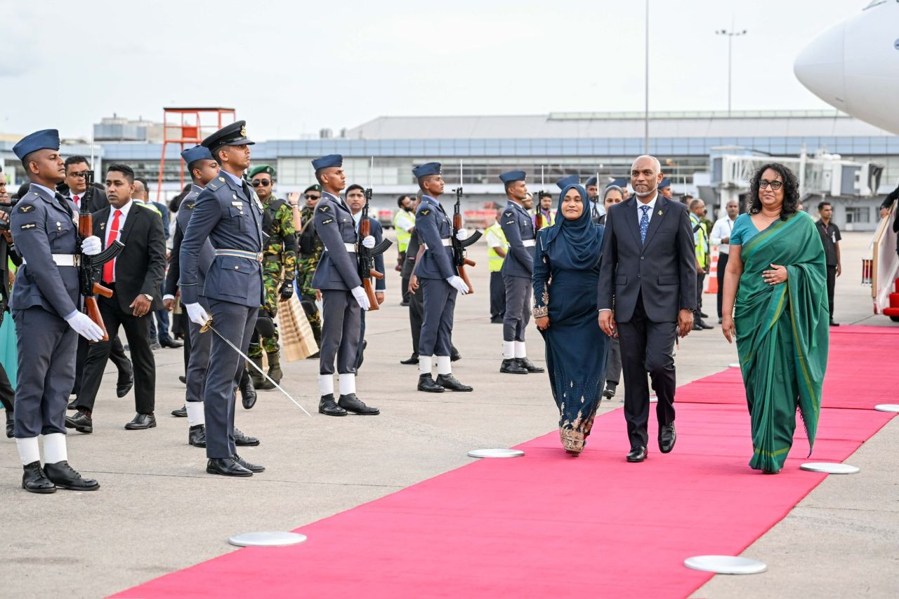 Rasmee dhathurufulhegai Raees Lanka ah vadaigenfi