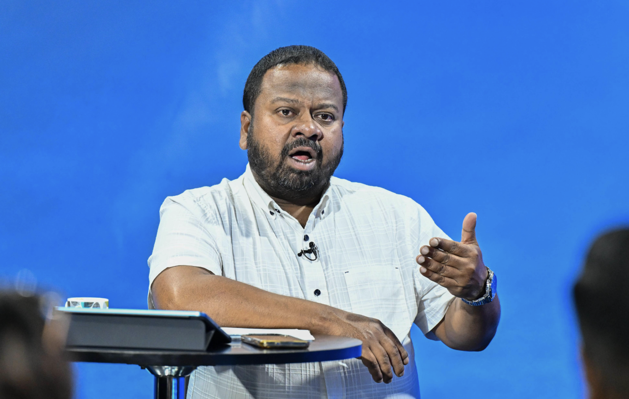 3 Raeesun gulhumuge niyathakee Raees Muizzu aa vaadhakuran ticket hoadhun: Mundhu