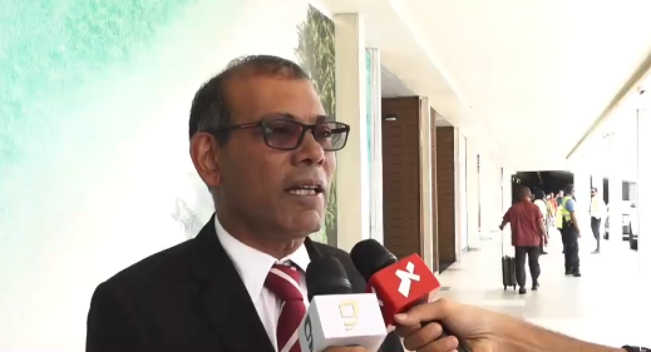 Dhivehi sarukaaraa mashvaraa kuran mauritius sarukaarun othee thayyaarah: Nasheed