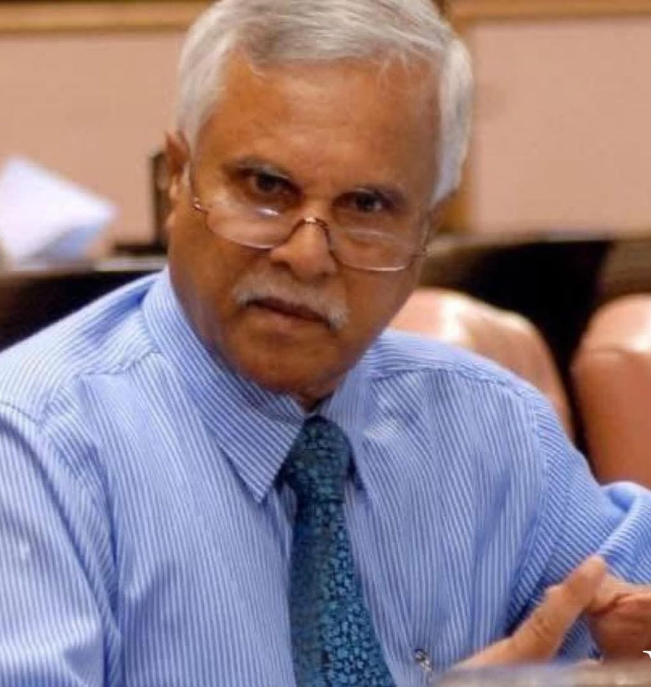 Majils ge memberukan kurevvi viyafaariveriyaa Raamiz avahaara vejje