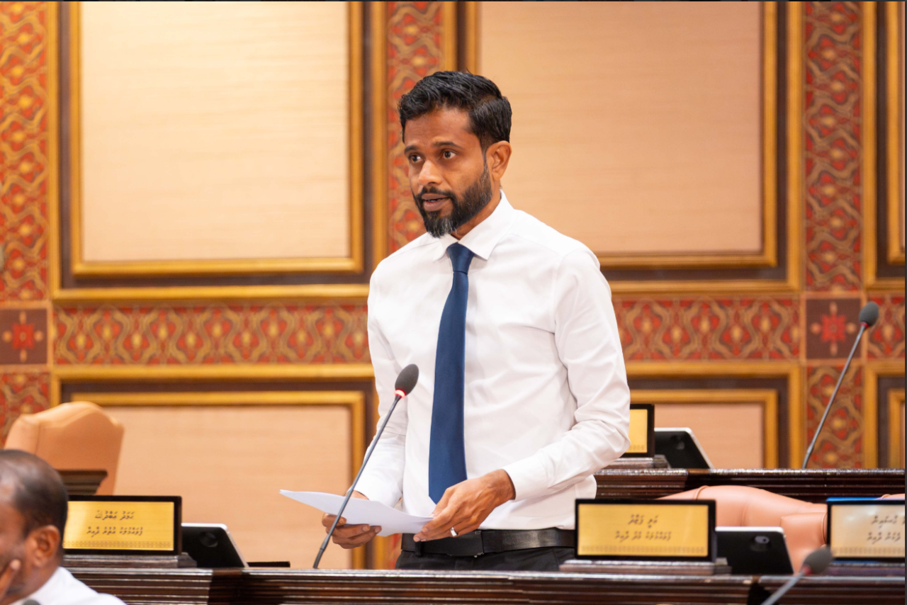 LGA ah muvazzafun negumuge baaru CSC ah