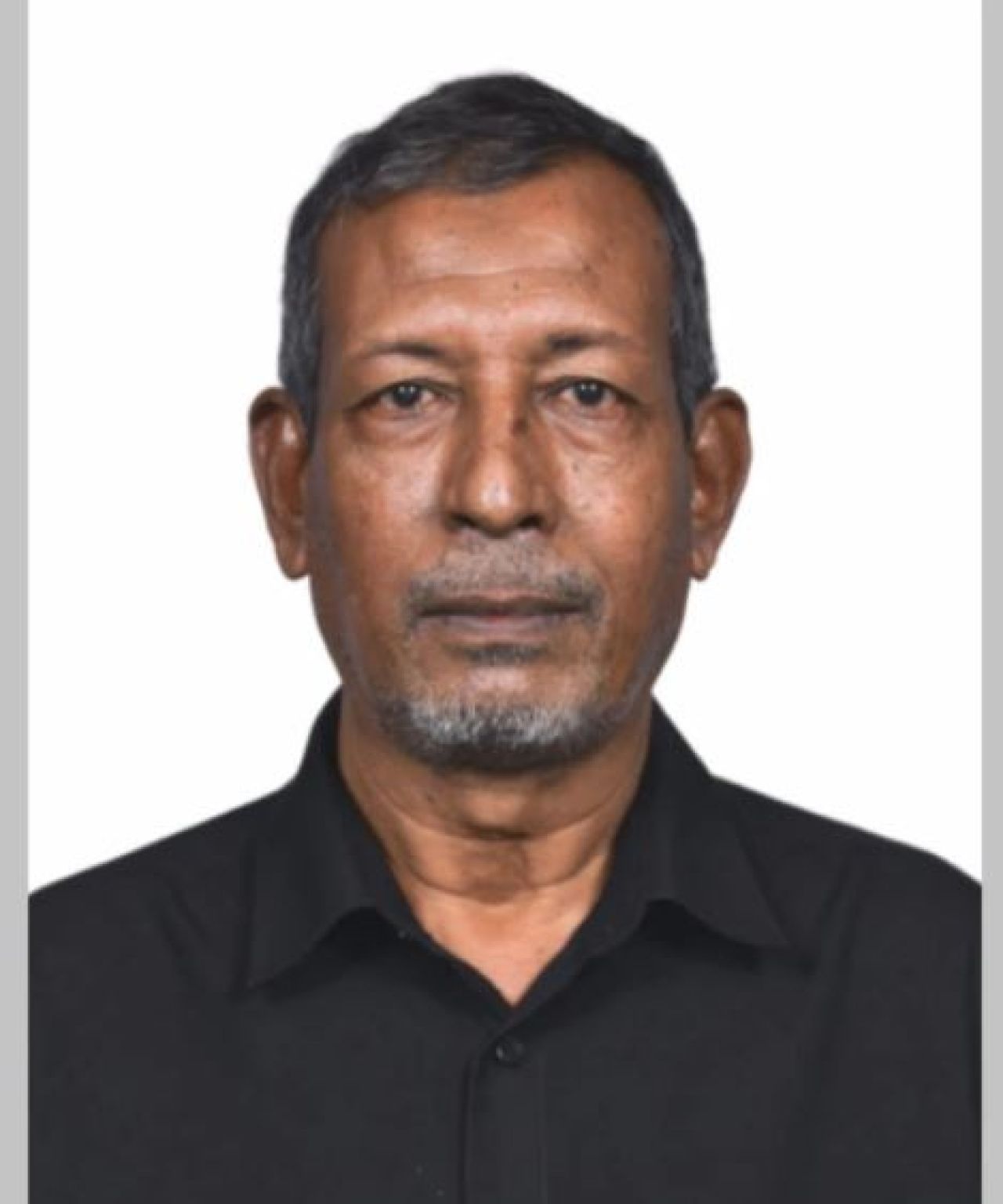 Adam ali ge aailaa ah Raees ge thauziya 