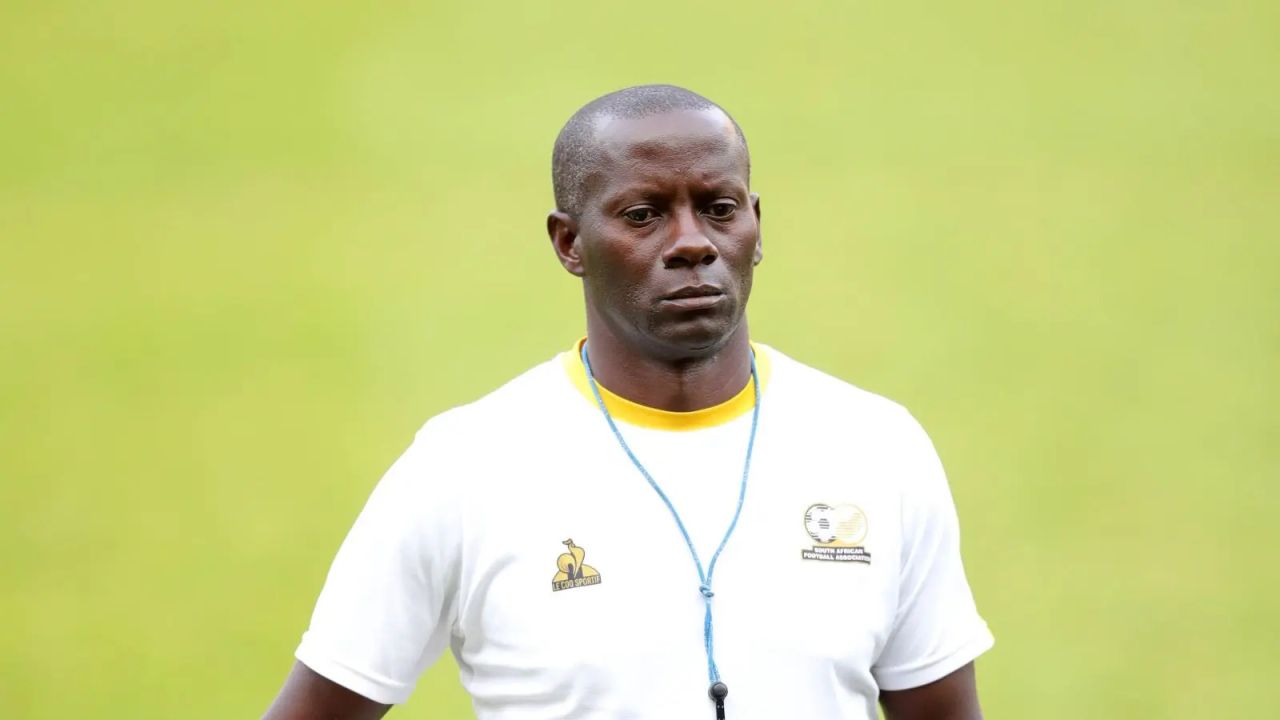 Visa nulibigen South Africa in World Cup ah dhiyaee assistant coach nulaa 
