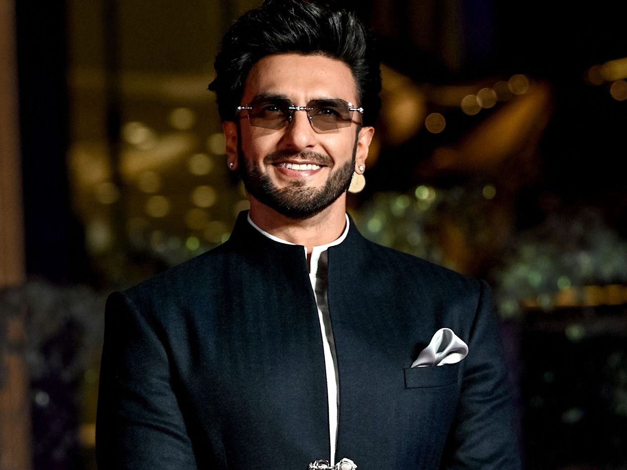 FWICE ge ninmumaa dhekolhah Ranveer Singh gaanoonee notice eh fonuvaifi