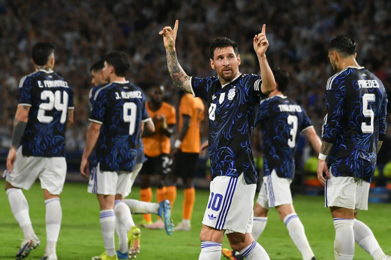World Cup dhifaaukuran nukunna Argentia World ranking 1 vana ah 