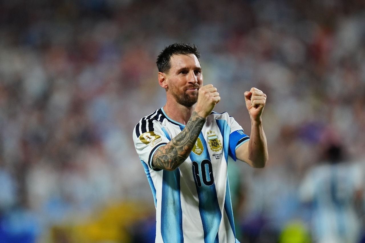 Messi hat-trick equals World Cup goalscoring record as Argentina beat Algeria