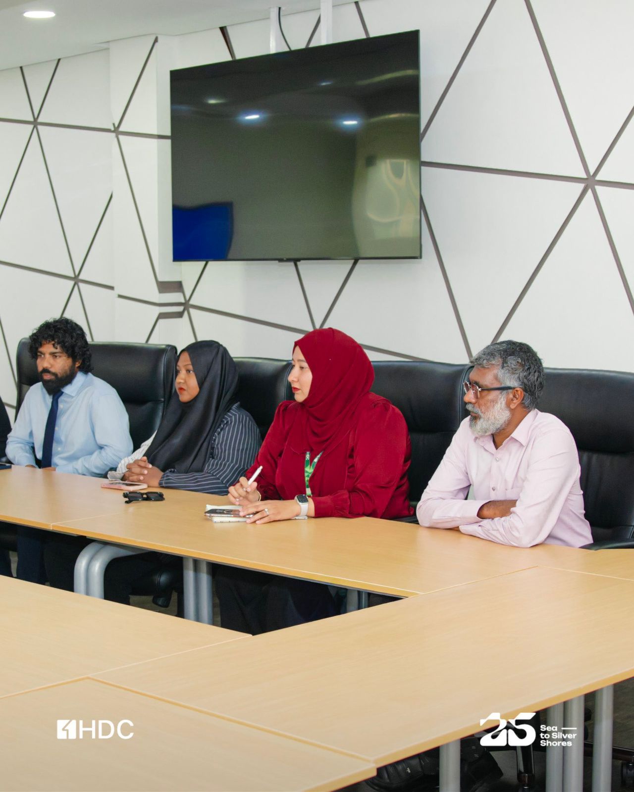 Hulhumale falhu thereyah kuni alhaa massalah hallu kuran mashvaraa kohfi