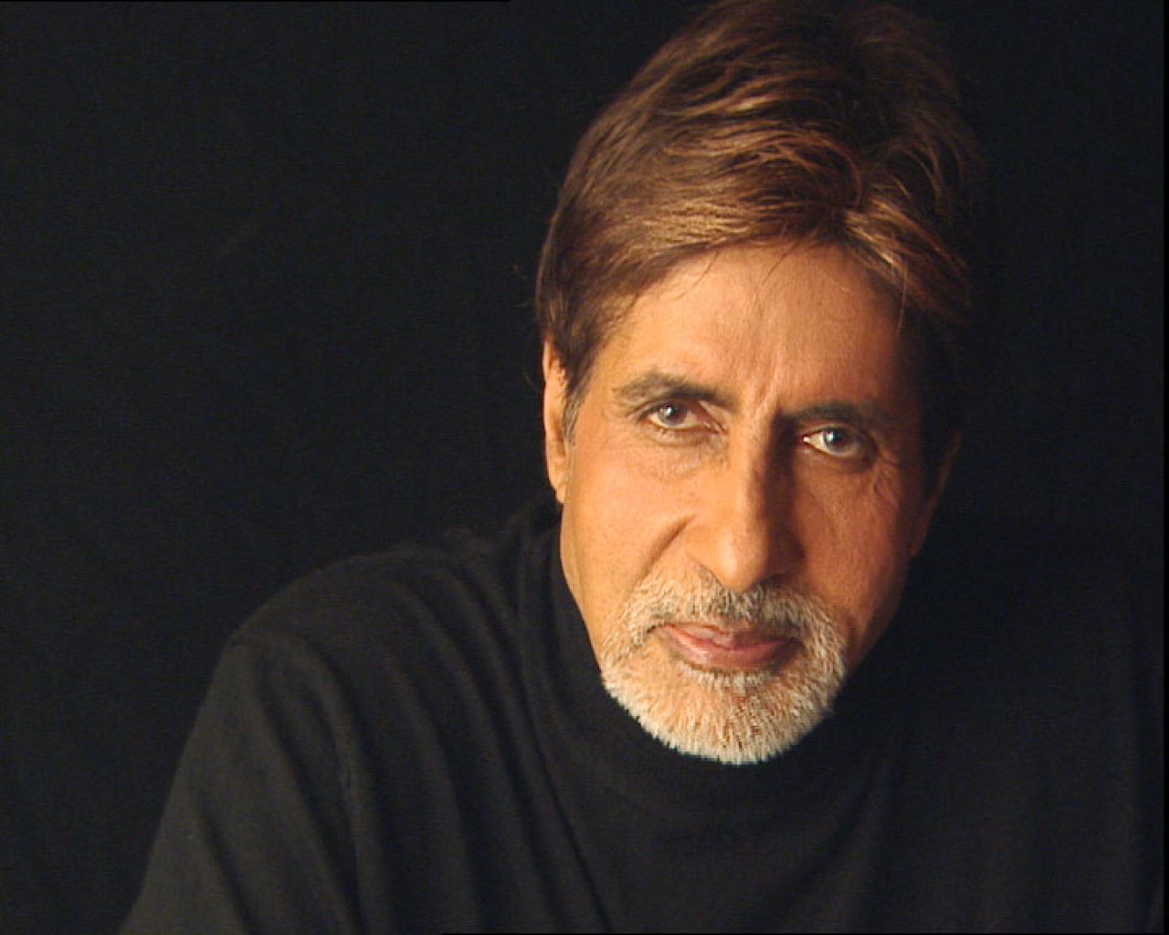 Umurun 83 aharugaives Amitabh ah masahkkathuge stress
